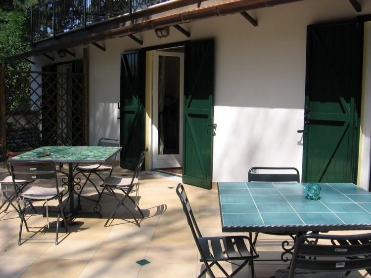Al Castagno Bed & Breakfast วีโกเอเกวนเซ ภายนอก รูปภาพ